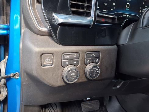 Used 2023 Chevrolet Silverado 1500 RST w/ Convenience Package II AWD/4WD image 26