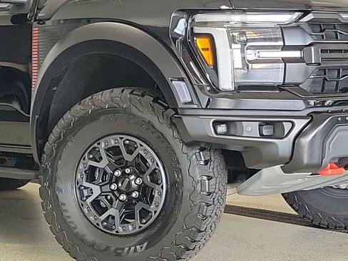 Used 2025 Ford F150 Raptor w/ Equipment Group 803A Raptor R AWD/4WD image 2