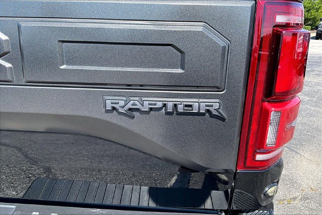 Used 2018 Ford F150 Raptor w/ Equipment Group 802A Luxury AWD/4WD image 25