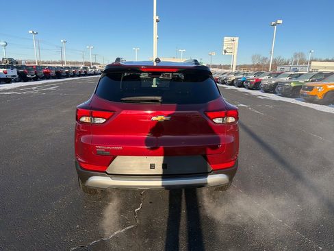 Used 2025 Chevrolet TrailBlazer LT image 4