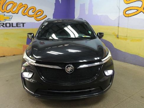Used 2023 Buick Enclave Essence w/ Sport Touring Edition AWD/4WD image 3