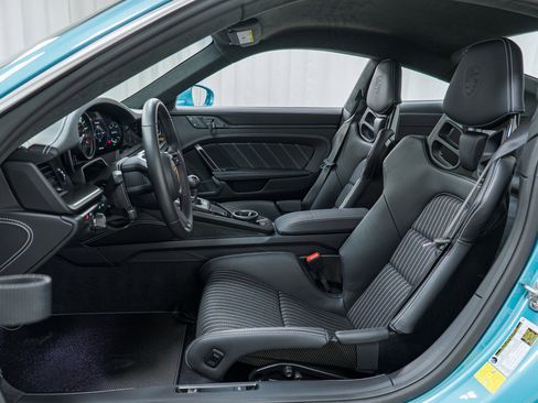 Used 2024 Porsche 911 S/T image 18