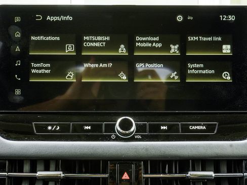 Used 2025 Mitsubishi Outlander SE AWD/4WD image 29