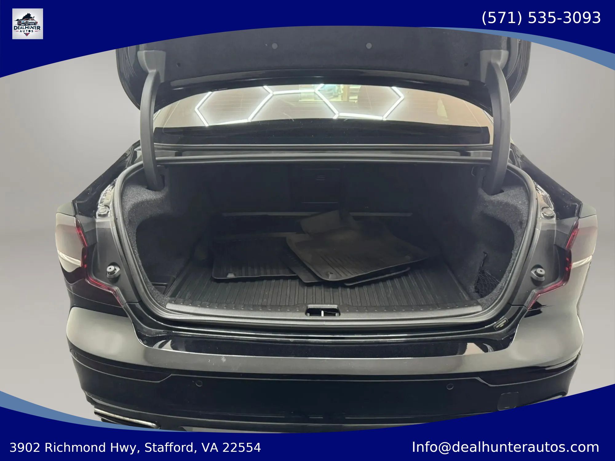Used 2019 Volvo S60 T6 R-Design AWD/4WD image 11