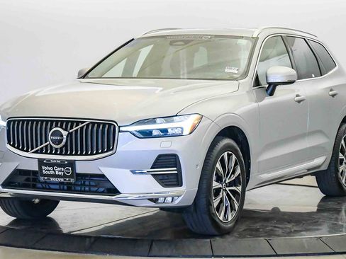 Certified 2023 Volvo XC60 B5 Plus w/ Climate Package AWD/4WD image 1