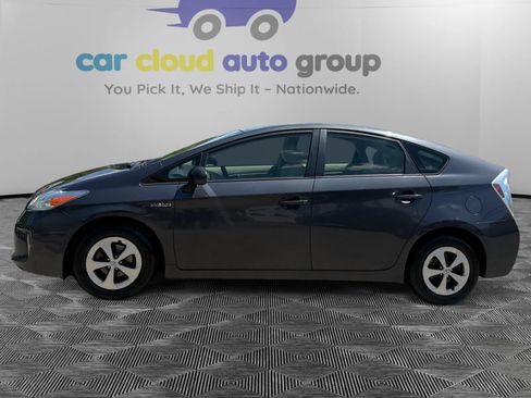 Used 2013 Toyota Prius Three FWD image 2