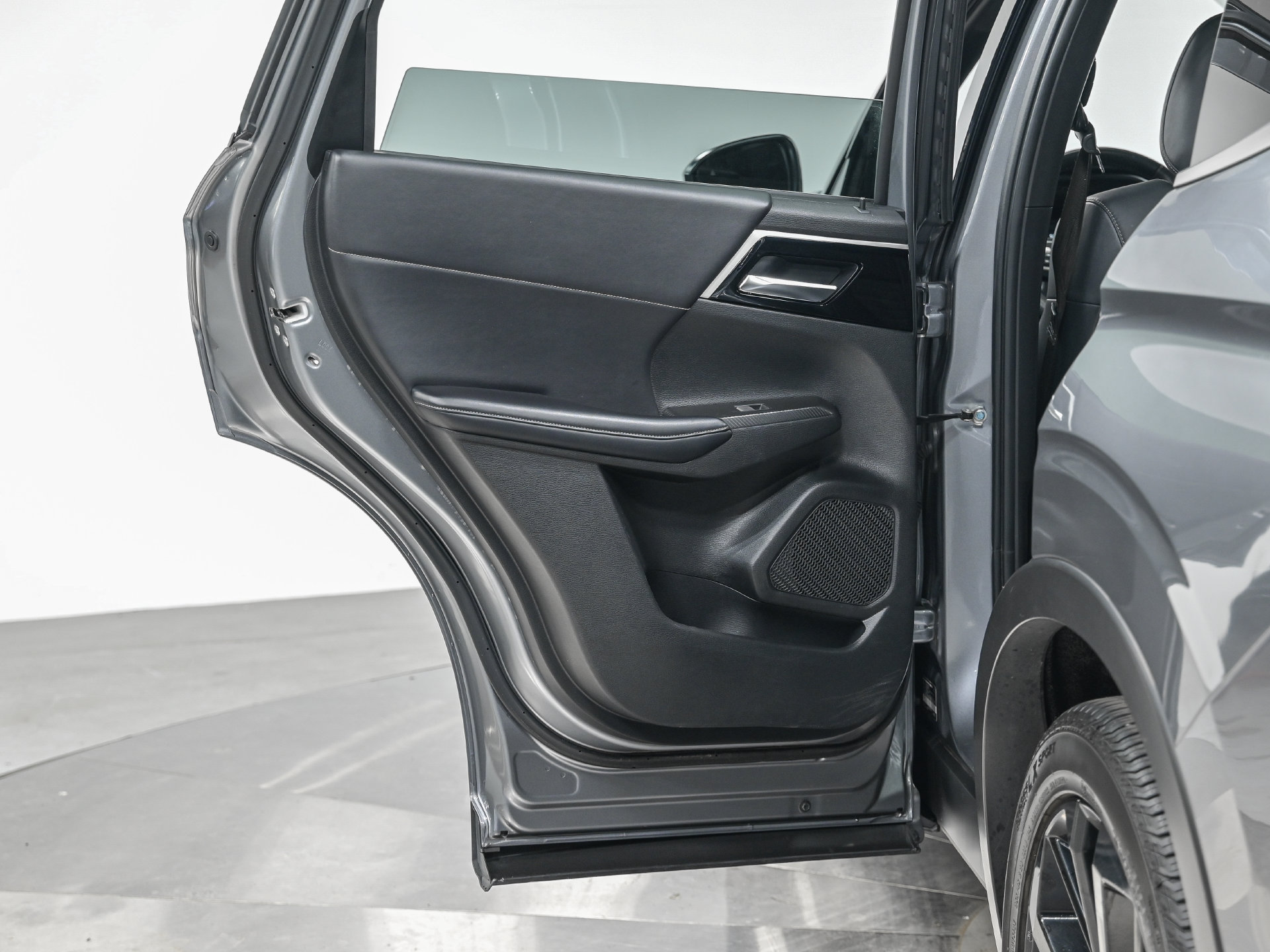 Used 2022 Mitsubishi Outlander SE FWD image 27