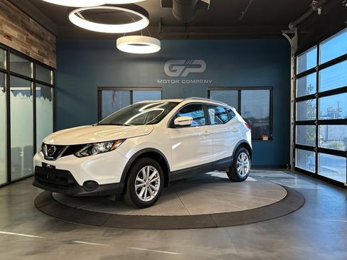Used 2017 Nissan Rogue Sport SV AWD/4WD image 7