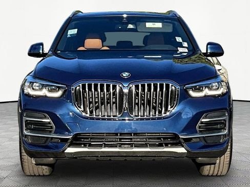 Used 2023 BMW X5 sDrive40i w/ Premium Package image 2