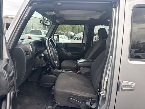 Used 2016 Jeep Wrangler Unlimited Sport w/ Quick Order Package 24S image 10