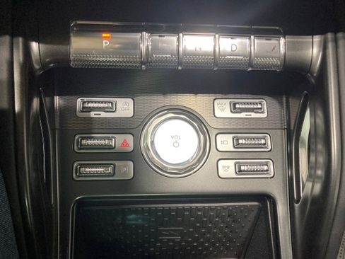 Used 2026 Lincoln Nautilus Premier w/ Equipment Group 102A image 34