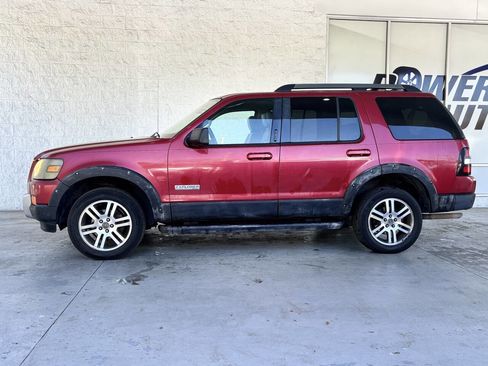 Used 2007 Ford Explorer XLT image 5