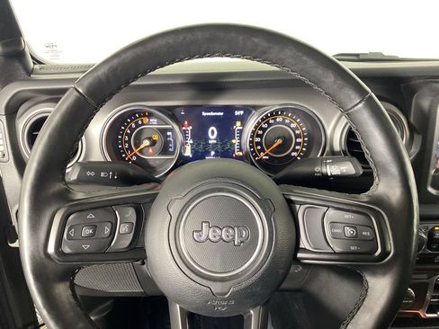 Used 2022 Jeep Gladiator Sport image 20