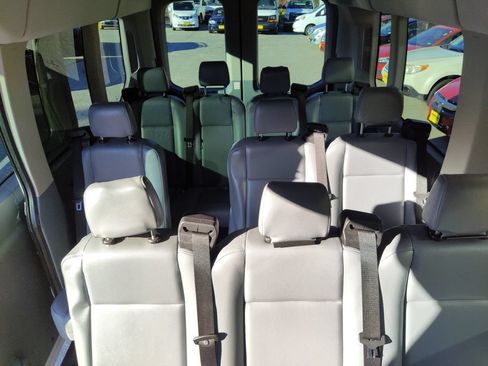 Used 2019 Ford Transit 350 XL RWD image 11