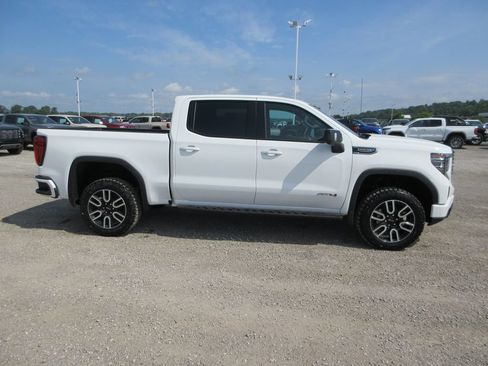 New 2026 GMC Sierra 1500 AT4 w/ AT4 Premium Package AWD/4WD image 3