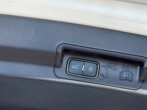 New 2026 Ford Explorer ST-Line AWD/4WD image 5