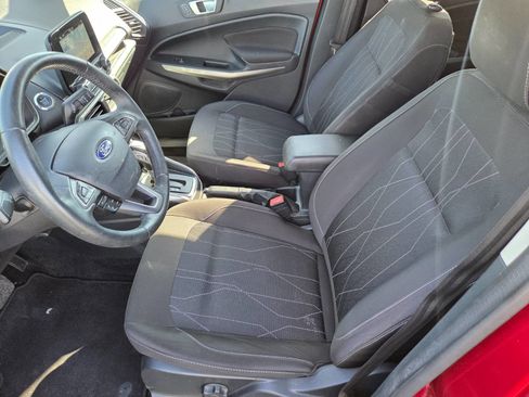 Used 2018 Ford EcoSport SE image 6