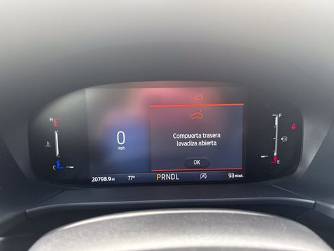 Used 2025 Ford Escape Active AWD/4WD image 14