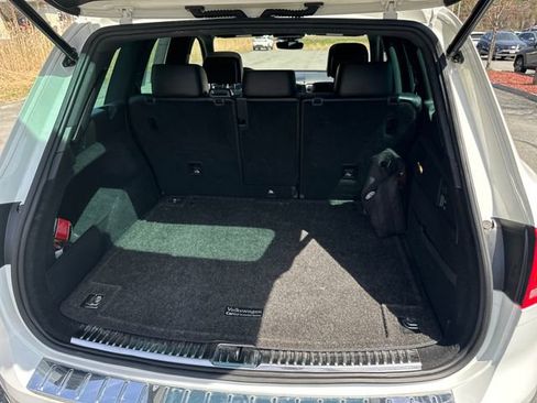 Used 2017 Volkswagen Touareg Wolfsburg Edition AWD/4WD image 23