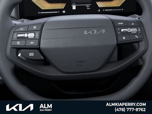 New 2026 Kia K4 LXS image 22