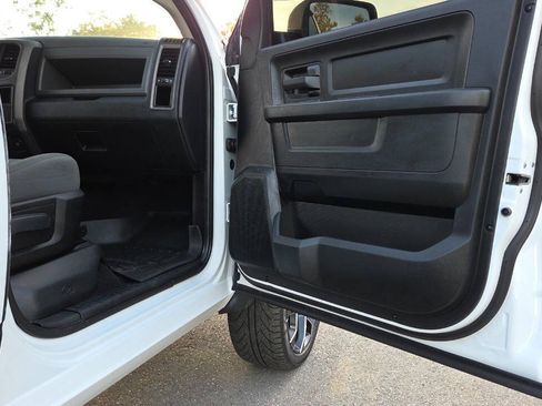 Used 2014 RAM 1500 Express AWD/4WD image 45