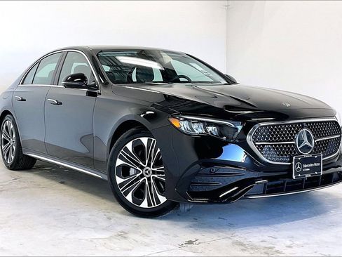 New 2026 Mercedes-Benz E 350 4MATIC Sedan image 1