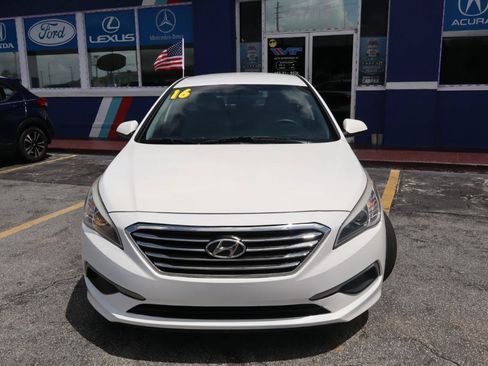 Used 2016 Hyundai Sonata SE FWD image 8