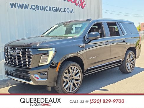 Used 2025 GMC Yukon Denali Ultimate AWD/4WD image 3