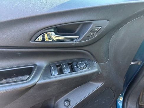 Used 2020 Chevrolet Equinox LT image 5