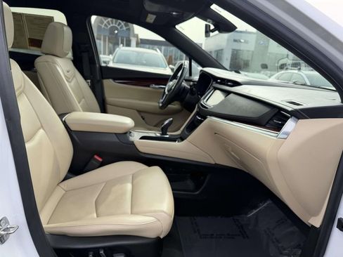 Used 2019 Cadillac XT5 Luxury image 12