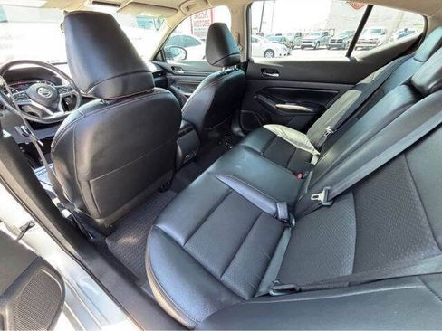 Used 2022 Nissan Altima 2.5 SR FWD image 17