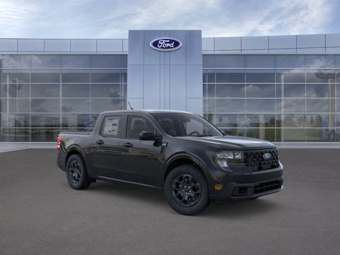 New 2025 Ford Maverick XLT w/ XLT Luxury Package AWD/4WD image 7