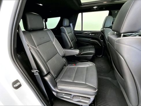 Used 2022 Cadillac Escalade Sport w/ Touring Package image 35