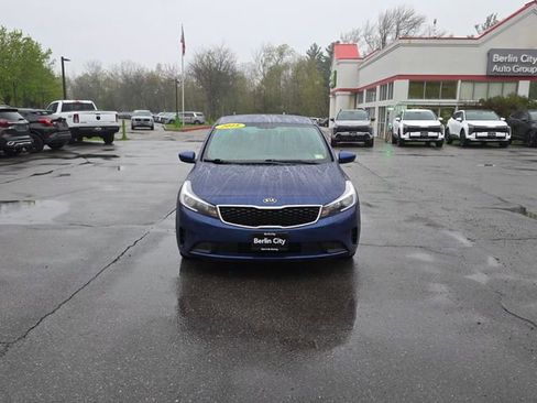 Used 2018 Kia Forte LX w/ LX Popular Package FWD image 3