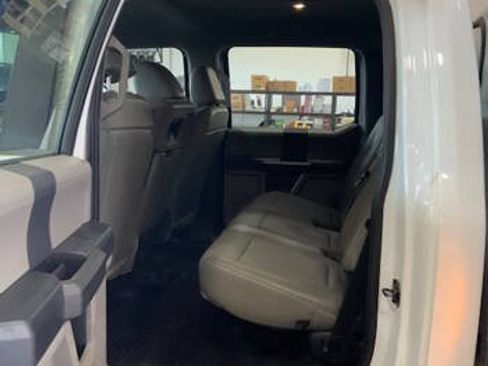 Used 2022 Ford F550 4x4 Crew Cab Super Duty w/ Power Equipment Group image 12