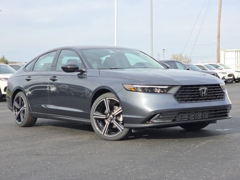 New 2026 Honda Accord SE image 1