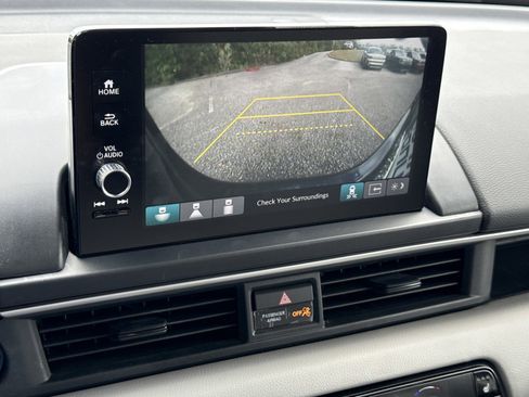 Used 2023 Honda Pilot Touring image 30