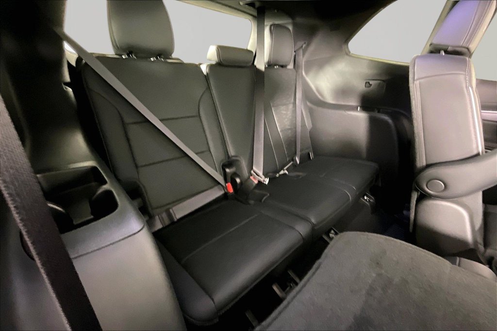 Certified 2025 Buick Enclave Sport Touring w/ Power Package FWD image 23