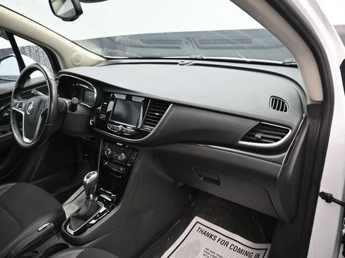 Used 2022 Buick Encore Preferred w/ Safety Package image 9