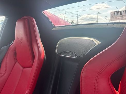Used 2020 Chevrolet Corvette Stingray Convertible w/ 1LT RWD image 15
