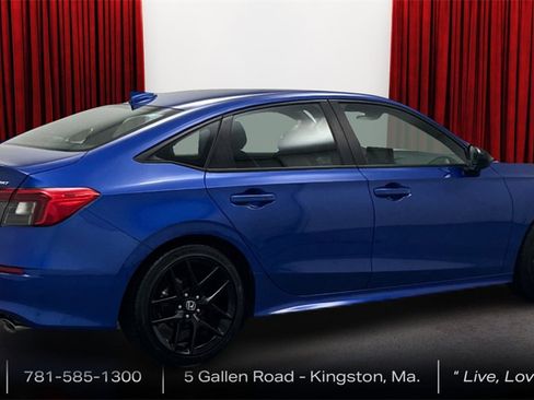 Used 2023 Honda Civic Sport image 5