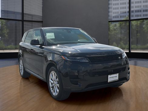 Used 2025 Land Rover Range Rover Sport SE AWD/4WD image 10