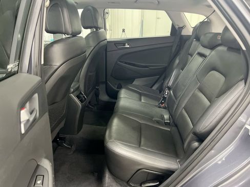 Used 2016 Hyundai Tucson Limited w/ Option Group 03 FWD image 24