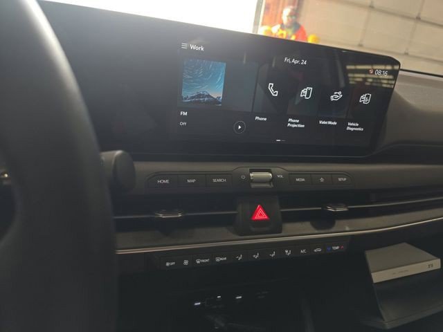 Used 2025 Kia K4 FWD image 11