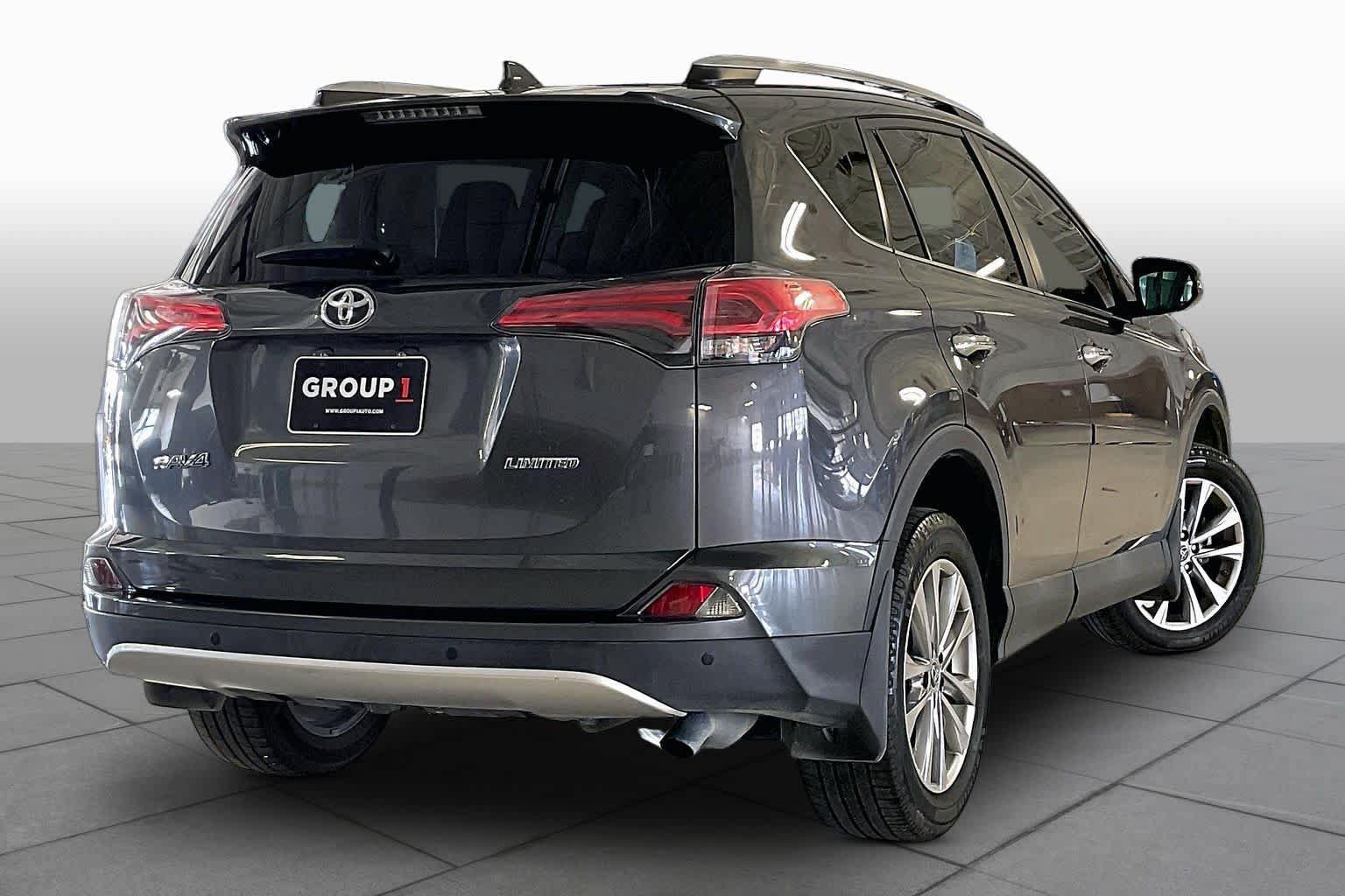 Used 2016 Toyota RAV4 Limited FWD image 12
