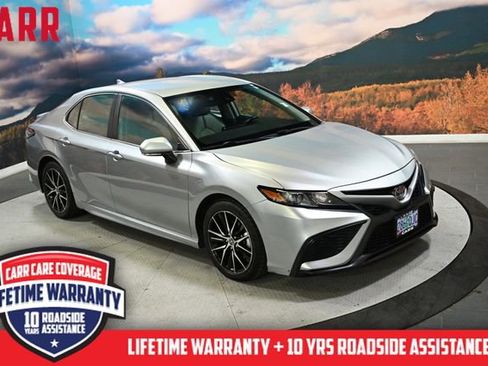 Used 2023 Toyota Camry SE FWD image 2