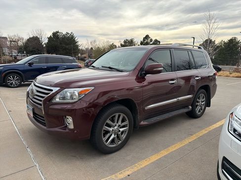 Used 2014 Lexus LX 570 4WD image 1