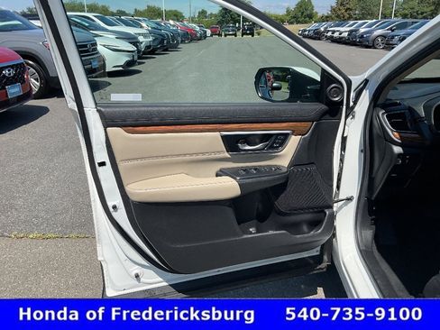 Certified 2019 Honda CR-V Touring image 14