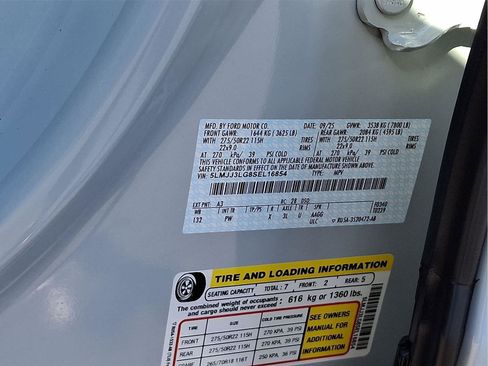 New 2025 Lincoln Navigator L Reserve image 19