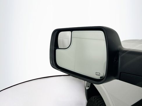 Used 2022 RAM 1500 Laramie AWD/4WD image 16